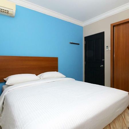 Safina Inn Syariah Sekupang Batam Exterior foto