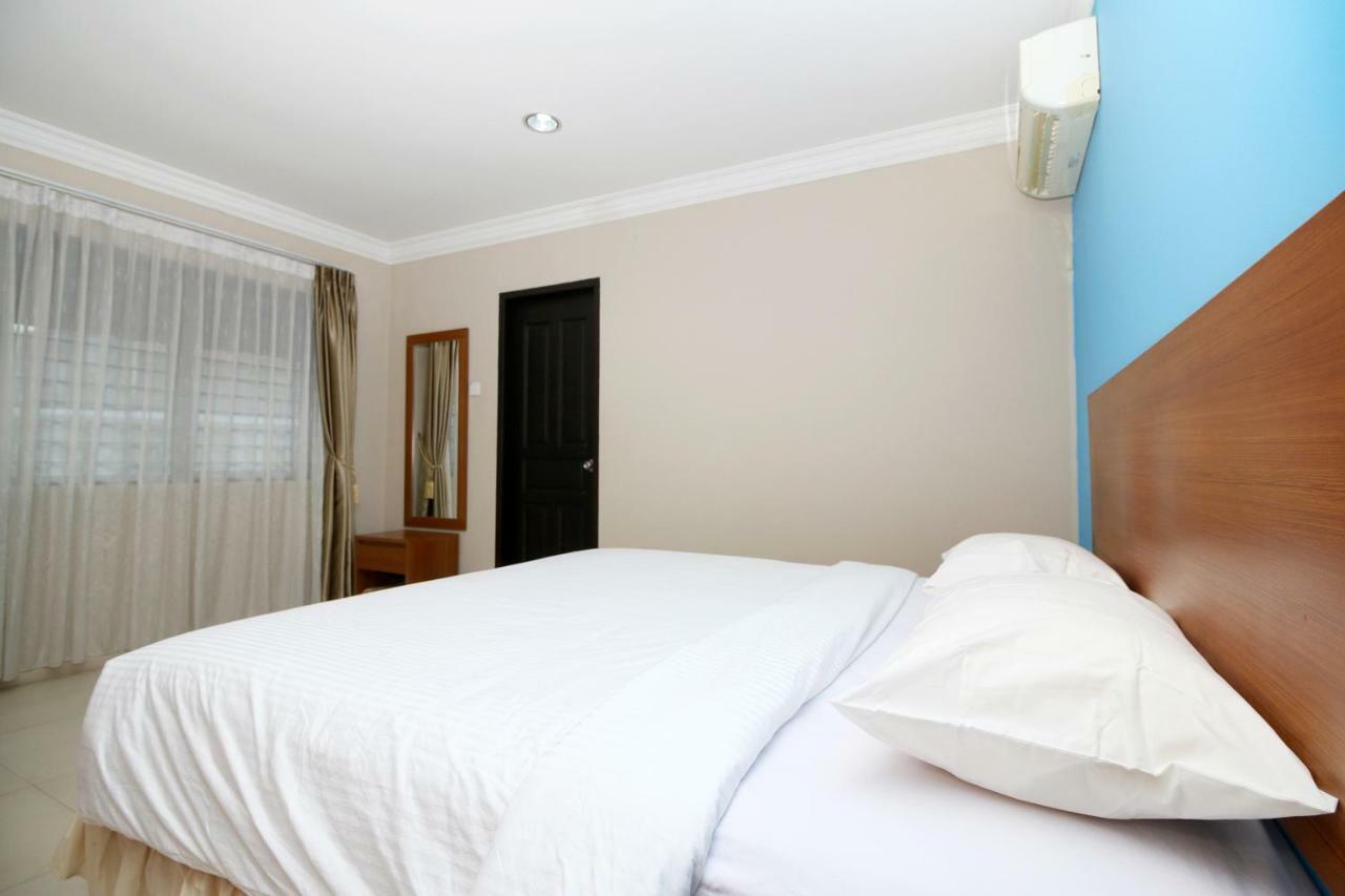 Safina Inn Syariah Sekupang Batam Exterior foto